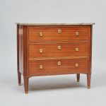 1017 7076 CHEST OF DRAWERS